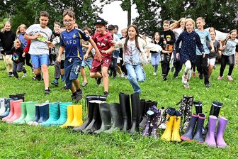 Zeltlager im verregneten Sommer: DRK Hainichen bietet Kindern viel Ferienspaß - 