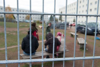 Zentrale Abschiebehaft soll bis Mitte 2018 in Betrieb gehen -