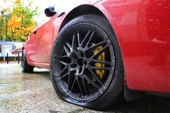 Zerstochene Autoreifen - Serie dauert an -