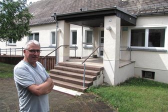 Zettlitz will sich von einstigem Ärztehaus trennen - Der Gemeinderat Zettlitz und Bürgermeister Steffen Dathe wollen das ehemalige Landambulatorium verkaufen.