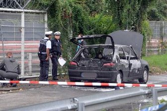 Zeugin im Stuttgarter NSU-Untersuchungsausschuss tot - In diesem Auto starb im Herbst 2013 Florian H. Seine Ex-Freundin kam nun aus bislang ungeklärter Ursache ums Leben.