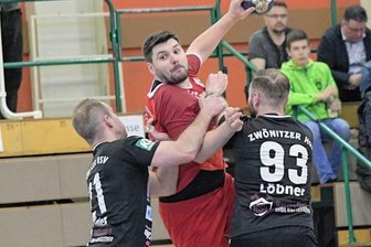 ZHC-Spieler wechselt die Seiten - Alex Musteata läuft in der Sachsenliga nicht mehr für den ZHC Grubenlampe auf. Der Rumäne bleibt dem Verein nach dem Oberliga-Abstieg aber treu und steht künftig als Co-Trainer an der Seitenlinie. 
