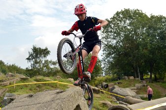 Ziel ist das Finale: Brünloser Trial-Ass startet bei der WM in Abu Dhabi - Ben Roder, hier auf dem heimischen Gelände in Thalheim, will in Abu Dhabi das Finale erreichen.