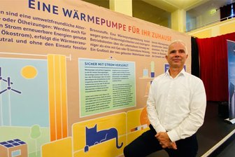 „Ziel vielleicht ein Stück zu ehrgeizig“ – Verband zu Habecks 500.000 neuen Wärmepumpen - Konnte sich einen Vortrag sparen: Klaus Ackermann, Vorstand des Bundesverbands Wärmepumpe (BWP), beim Auftakt der Woche der Wärmepumpe im Tivoli Freiberg.