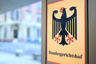 Zinsstreit um Prämiensparverträge: BGH weist Revision der Erzgebirgssparkasse ab – Was das für Sparer bedeutet - Der Bundesgerichtshof hat am Dienstag eine Musterklage zu Zinsnachzahlungen für Prämiensparer entschieden.