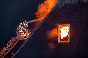 Zisterne oder Feuerwehr-Alarm: Streit ums Löschwasser in Wechselburg - Im Brandfall rücken die Feuerwehren Wechselburg, Nöbeln und Rochlitz in den Wechselburger Ortsteil Mutzscheroda aus. Narsdorf kann nachalarmiert werden.