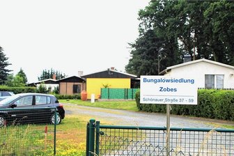 Zobes: Zwei Bungalows werden abgerissen - Zwei der mehr als 20 Bungalows lässt die Gemeinde abreißen.