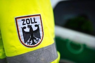 Zoll fasst Drogenschmuggler mit knapp 200 Gramm Crystal - 