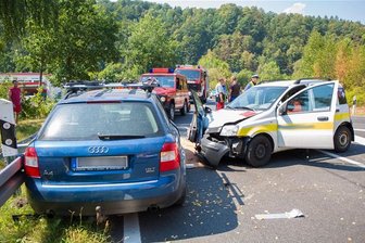 Zschopau: Drei Verletzte bei Unfall auf der B174 -