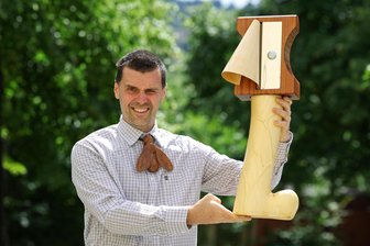 Zu anstößig? – Warum das Werk eines lokalen Künstlers im Kulturpalais Lichtenstein nicht zu sehen ist - Danny Reinhold setzt bei „Ende des Patriarchats“ ein ernstes Thema mit Augenzwinkern um.
