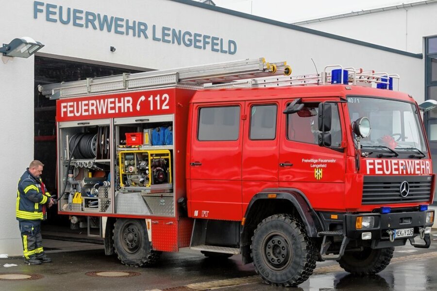 Zu teuer: Feuerwehr Lengefeld muss weiter auf neues Auto warten - Das Löschfahrzeug der Freiwilligen Feuerwehr Lengefeld ist in die Jahre gekommen. 