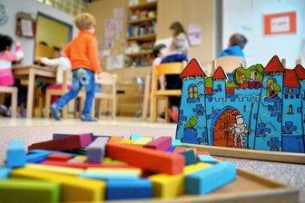 Zu wenig Geburten: Stadt kürzt Verträge mit Tagesmüttern - 112 Betreuungsplätze gibt es aktuell in Neukirchen.