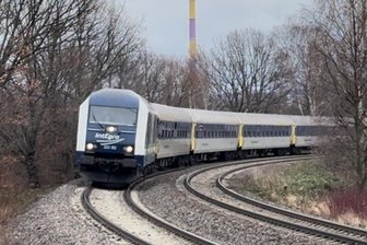 Zugstrecke von Chemnitz nach Leipzig: Endlich keine Busse mehr – zumindest für ein paar Wochen - Die Bahn fährt durch – zumindest für drei Wochen. Dann kommt der nächste Schienenersatzverkehr.