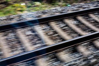 Zugstrecke zwischen Leipzig und Chemnitz: Verspätungen und Umleitungen - Am Donnerstag mussten Bahnreisende wieder mit Verspätungen klarkommen.