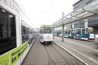 Zukunft der Plauener Straßenbahn: Betriebsrat stimmt Rettungskonzept zu - Am Vormittag standen in Plauen alle Straßenbahnen und Stadtbusse still. Die Mitarbeiter waren zur Betriebsversammlung eingeladen.