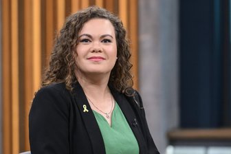 Zukunft nach dem 7. Oktober in Israel: Jüdische Gemeinde Chemnitz hat Jenny Havemann zu Gast - Jenny Havemann, deutsch-israelische Unternehmerin, war auch schon bei Caren Miosga zu Gast.
