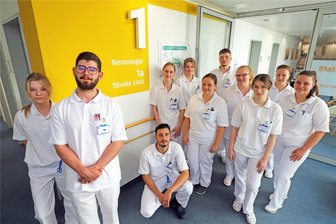 Zum ersten Mal Chef: Azubis leiten Station im Kreiskrankenhaus Freiberg - Die Pflege-Azubis des Kreiskrankenhauses Freiberg leiten in diesem Jahr die Neurologie-Station.