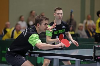 Zum fünften Geburtstag: Welche Bilanz der Tischtennis-Zweitligist TTC Sachsenring Hohenstein-Ernstthal zur Selbstständigkeit zieht - Karl Zimmermann (vorn) mit Nick Neumann-Manz gehören beim TTC zu den sächsischen Local Heroes im Verein.