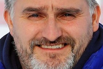 Zum Schnee gibt es Geld für Sport am Fichtelberg - Vereinsgeschäftsführer Christian Freitag.
