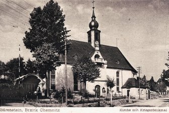 Zum Volkstrauertag weihen Bärensteiner umgestaltetes Denkmal ein - Das frührere unterdessen abgerissene Denkmal für die Opfer des Ersten Weltkrieges in Bärenstein vor der evangelischen Kirche.