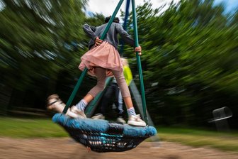 Zunehmend Schäden auf Spielplätzen in Hof - Die Stadt Hof beklagt zunehmende Probleme auf Spielplätzen (Symbolbild).