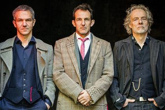 Zungen in Züchten: Der Club der toten Dichter streichelt Morgensterns „Galgenlieder“ glatt - Markus Runzheimer, Hans-Werner Meyer und Reinhardt Repke (von links) sind die aktuelle Inkarnation des Clubs der toten Dichter