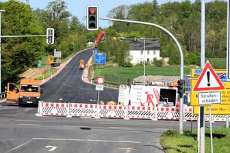 Zurück zum alten Zeitplan: Autobahnzubringer zur A 4 in Hainichen immer noch gesperrt - Der Autobahnzubringer in Hainichen war auch am Montagmorgen noch gesperrt.