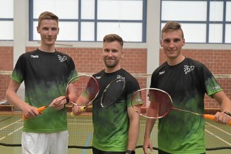 Zurück zum Glanz früherer Tage - Pit Hofmann, Willi Jugel und Franz Pietschmann (v. l.) trainieren im Normalfall gemeinsam in Dresden und wollen den TSV Niederwürschnitz in dieser Saison in die Regionalliga schmettern. 
