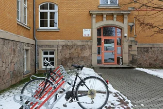 Zusätzliche Toiletten für Zwickauer Straßenverkehrsamt geplant - Im Haus 5 der alten Kaserne sollen neue Besuchertoiletten entstehen.