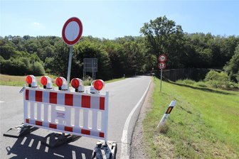 Zusammenhang mit Sperrung der B 101? Altväterbrücke bei Halsbrücke gesperrt - Die Altväterbrücke bei Halsbrücke ist gesperrt.