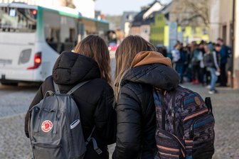 Zuschuss zum Bildungsticket in Mittelsachsen: „Wir haben die Wahl zwischen Pest und Cholera“ - Der Zuschuss zum Bildungsticket steht am Mittwoch im Kreistag zur Debatte.