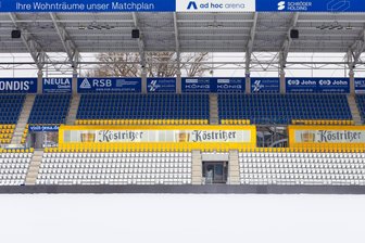 Zuviel Schnee im Paradies: FSV Zwickau bei Carl Zeiss Jena abgesagt – Testspiel nächste Woche - Nix mit Fußball: Schnee und Frost lassen kein Spiel in der ad hoc-Arena zu.