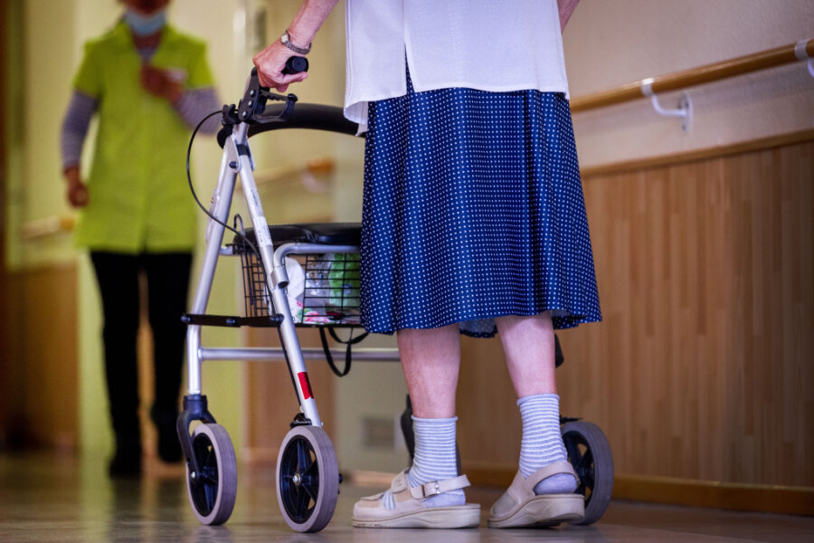 Zuzahlungen für Pflegeheime in Sachsen steigen weiter - Symbolbild