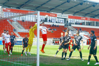Zwei Eckballgegentore: FSV Zwickau verliert Heimspiel gegen Viktoria Köln -