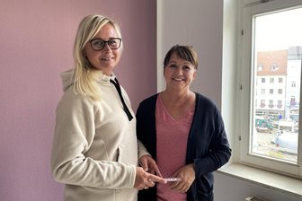 Zwei Frauen verwirklichen ihre Idee: In Mittweida entstehen WGs für Menschen mit Demenz und Pflegebedürftige - Melanie Ullmann (l.) und Claudia Gawlik bieten mit der Hemmet GmbH das neue Wohn- und Pflegeangebot in Mittweida.