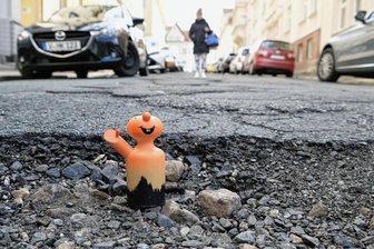 Zwei heiße Kandidaten für den Schlaglochteufel - Aktion bis 17. Mai verlängert - 