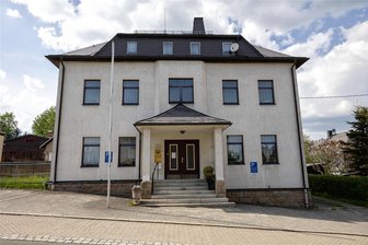 Zwei Kandidaten treten zur Bürgermeisterwahl in Grünbach an - Zwei Kandidaten treten zum Kampf um den Chefsessel im Grünbacher Rathaus an.