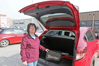 Zwei Minuten zu spät: 73-Jährige soll fürs Parken am Edeka-Center in Crimmitschau 30 Euro zahlen - Karin Birnstein geht nicht nur im Edeka-Center einkaufen, die 73-Jährige besucht auch ihre pflegebedürftige Mutter im angrenzenden Wohnkomplex für betreutes Wohnen.