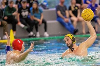 Zwei schwere Heimaufgaben - In der 2. Liga Ost stehen Sascha Elsner (rechts) und dem SV 04 als Tabellensiebentem zwei schwere Spiele bevor. 
