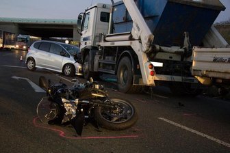 Zwei Schwerverletzte bei Verkehrsunfall in St. Egidien -