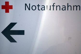 Zwei Schwerverletzte nach Motorradunfall - 