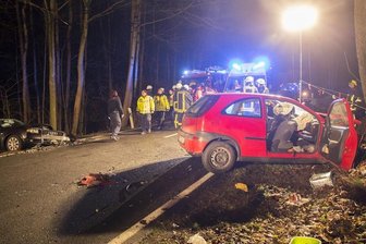 Zwei Tote auf der B 101 -
