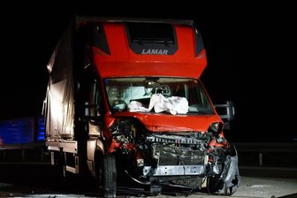 Zwei Verletzte bei Auffahrunfall -