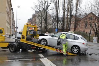 Zwei Verletzte bei Kreuzungsunfall -