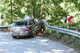 Zwei Verletzte bei Unfall an Mittelsachsens steilster Kreisstraße -