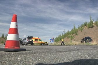 Zwei Verletzte bei Unfall auf Autobahnzubringer - 