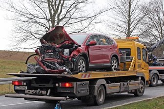 Zwei Verletzte bei Unfall auf B 173 - 