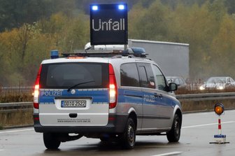 Zwei Verletzte bei Unfall auf der A4 -