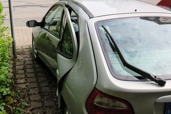 Zwei Verletzte nach Unfall in Aue - Zwei Personen sind am Mittwochvormittag bei einem Unfall in Aue verletzt worden.