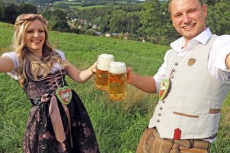 Zwei wie Eins sind grenzenlos - Theres Sallmann und Philipp Müller sind nicht nur Grenzenlos, sondern auch Zwei wie Eins.